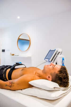 Logra hacer 30 mil contracciones en 30 minutos